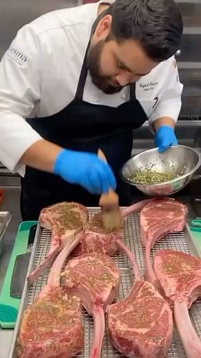 Welcome back executive chef Rafael Campos @rafaelcampos0520 to the Las Vegas Food & Wine Festival | Las Vegas Food & Wine Festival