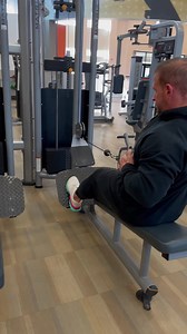 Back Day Powered by @likeaprosupplements 4 sets cable pullovers 8-12 reps 4 sets hammer strength hi row 8-12 reps 4 sets seated 1 arm rows 8-12 reps 4 sets reverse grip pulldowns 8-12 reps 8 sets calve raises 8-12 reps #backworkout #likeapro #bodybuildingmotivation #likeaprosupplements | Jeff Long, IFBB Pro Bodybuilder