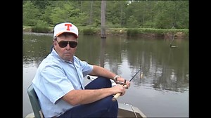 Minnesota sharpshooter Tom Knapp vs. Tennessee's Bill Dance. (Spoiler alert: Dance doesn't win.) #iLiveMWO Bill Dance | MidWest Outdoors USA