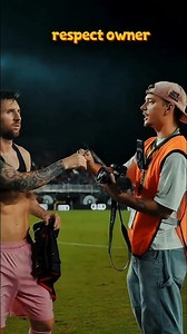 messi autograph on camera 📸