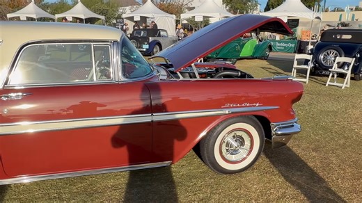 1957 Pontiac Star Chief Safari Rocks More Carburetors Than Doors, It's a Winter Swallow