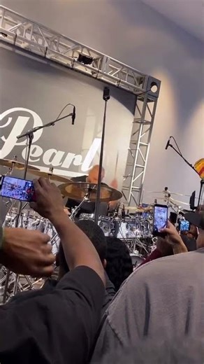 Calvinr_Rodgers King of Gospel Drumming #drums #gospelchops