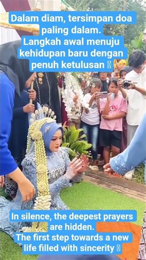 The Bride and Groom's Prayer in a Javanese Traditional Procession is Full of Meaning #shorts