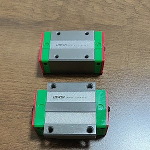 Hiwin HGW15CC HGW20CC HGW20HC HGW25CC Linear Guides and Linear Block Stainless Steel Bearing with Heavy Duty Linear Guide Rail