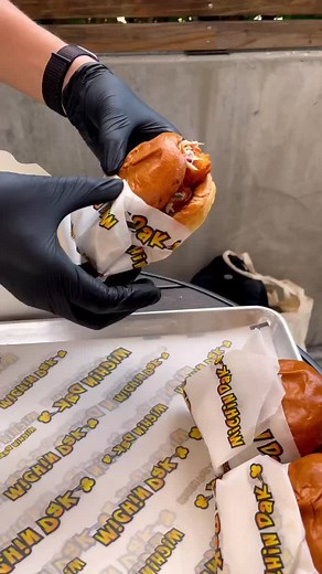 Michin Dak: The Ultimate Korean BBQ Chicken Wings Experience