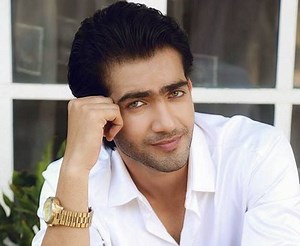 Ankur Verma Height, Weight, Age, Girlfriend, Biography & More » StarsUnfolded