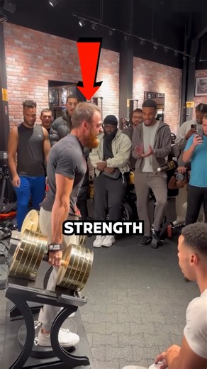 Why Big Muscles Doesn't Equal Strength 🤯 (@tresormbimbe)