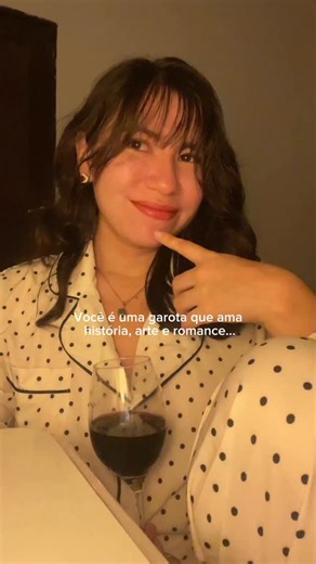 Lorie🍓 on Instagram: "Tô nas nuvens com esse lançamento ✨"