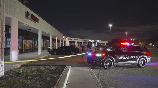 Breaking: Security guard killed in shooting at illegal game room, Houston police say