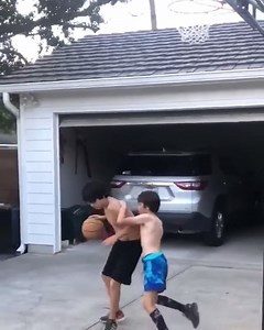 2.4M views · 11K reactions | We ALL played in these type of 1s growing up 藍 (via LanceZierlein/tw) | Overtime | Facebook