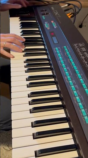 Billy Ocean - When The Going Gets Tough - DX7 BASS 2