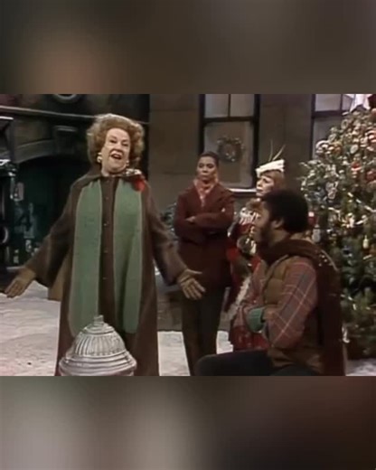 Teigan Reamsbottom on Instagram: "🎄 The one and only Ethel Merman yowls out a magical festive rendition of Tomorrow on the 1978 Sesame Street Christmas special… but not before telling Imogene Coca she looks like an idiot. 😂😂😂"