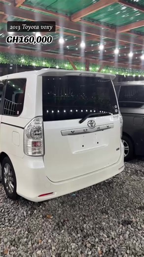 2013 VOXY, 8 SEATS WITH ORIGINAL DASHBOARD, LEATHER SEATS COVERS, AUTOMATIC DOOR BUTTONS, CONTROL DOORS AND BOOTH WITH REMOTE, 125,000KM MILEAGE, INFOTAINMENT SCREEN, FRONT CAM, FLIP DOWN MONITOR.#viral_video #carsales #devinemotors #newbusiness #fyp #viral