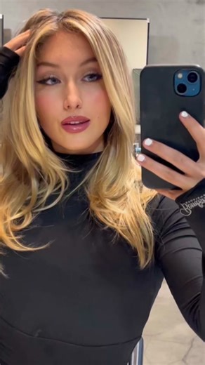 Heloise (@heloise.hut)’s videos with Cash shii playbook carti - 6ixy