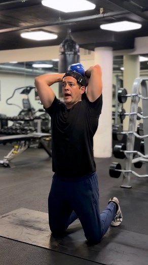 If you only have one kettlebell and thirty minutes, try this simple full body routine. Every movement here trains something your body needs for strength, mobility, and longevity. Here is what to focus on. Lower body strength and control • Ten goblet squats. Keep your elbows tight and drive your knees out. Goblet loading improves your center of mass which helps beginners find depth with safer mechanics. • Ten kickstand RDLs. Keep a soft bend in the front knee and push your hips back. This builds 