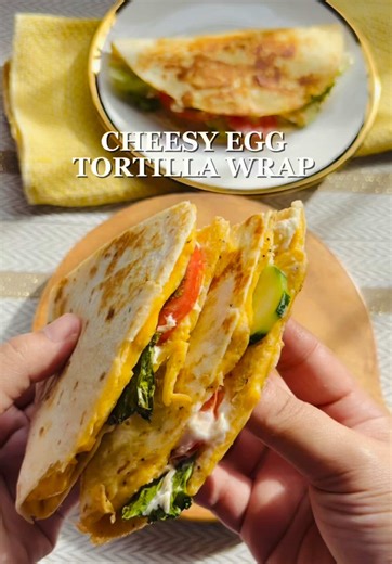 Cheesy Tortilla Egg Wrap #Tortilla #eggtortilla #tortillawrap #snacks #yummyfood #cheesy #cooking