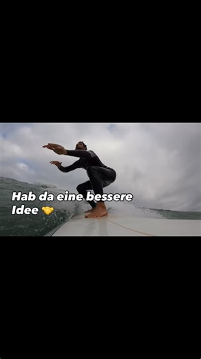 Martin Koddebusch | Athleko on Instagram: "Der liebe Gott hat dir einen alten Diesel geschenkt und du bist jahrelang Ferrari gefahren.“ 🏎️ Die Facettengelenke meiner Wirbelsäule seien nachhaltig ruiniert und ich müsse nun so gut es geht mit dem Schmerz leben.🤕 Das ist das, was mir mein Arzt nach einer vierjährigen Historie an chronischen, intensiven Rückenschmerzen gesagt hat.🤯 Sein Rat: Kein Sport mehr, Bewegung einschränken, bandagieren und ab und zu eine Massage. 🥱 Nicht so super News für