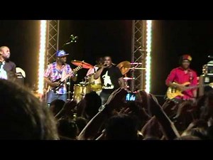 Magic System Zouglou Dance Live Toulon 2011