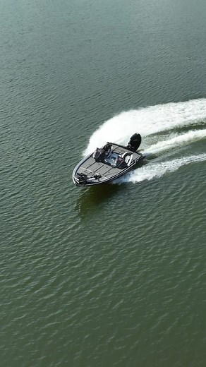 Jay Przekurat called dibs on running the new Z21 XL first 🔥 | Nitro Boats