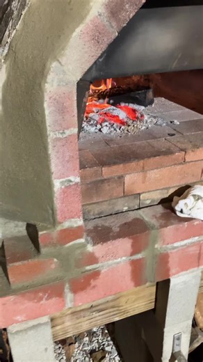 Brick oven 🧱🔥concrete repair