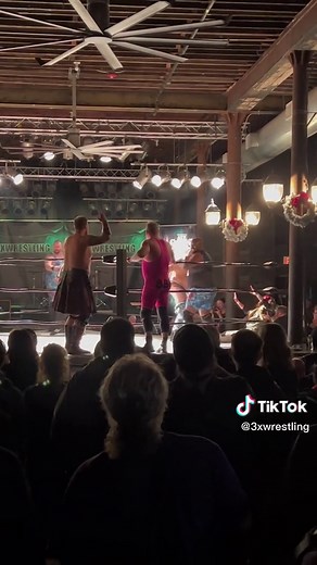 Bushwhacker Luke Teaches Stink Face Move to Jon West | 3XW Wrestling