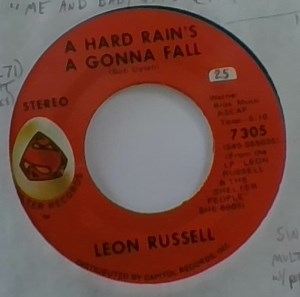 Leon Russell - A Hard Rain's A Gonna Fall