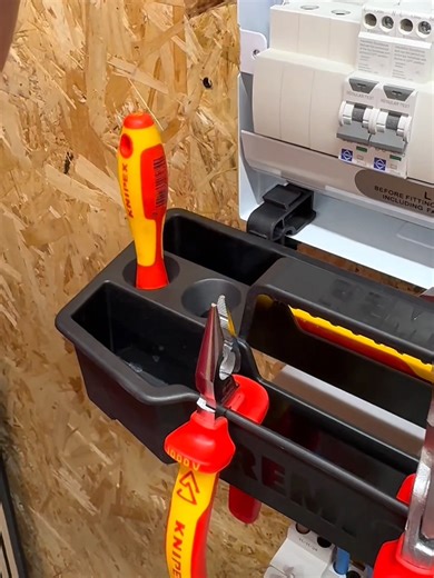 Revolutionize Your Workspace with the Remi Tool Tray