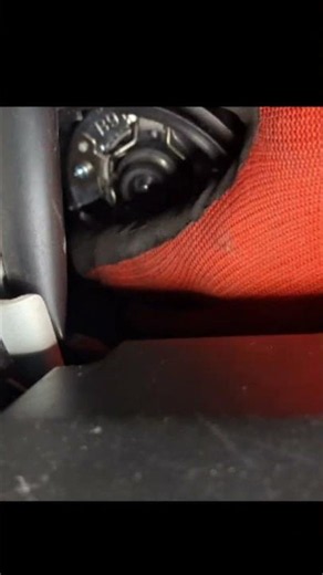 Nissan Rogue Low Beam Headlight Bulb Removal