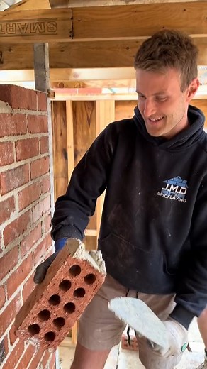 How To Lay Bricks tricks For Beginners Using a line 🧱🧱🧱🧱#brickhouse #bricks | Bricklayer