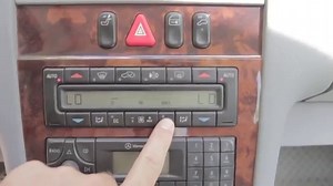 W210 Mercedes Climate control Live Data