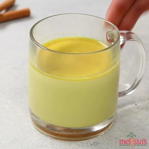 The Easiest Golden Milk (Turmeric Tea) Recipe