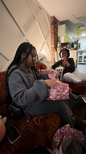 My god daughter doesn’t ask for much. I knew how bad she wanted these beats. She’s over come so much this year from moving foster homes to trying to balance a relationship with her birth mom. She’s a strong 12 year old. The fact she would have been greatful for the cereal. ( my fiancé in the back like she didn’t help pack it) 😂 #fostercare #goddaughter #fyp #christmas