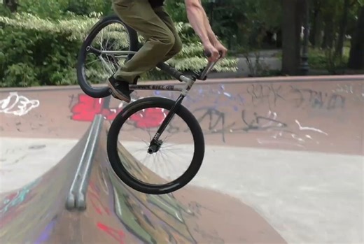 [FixedGear 死飞] FGFS动作死飞 街道，公园，比赛 高光时刻！