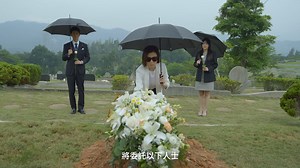 Following the success of Modern Dynasty 家族荣耀 in 2022, its spin off Heir To The Throne 家族荣耀之继承者, featuring Charmaine Sheh 佘诗曼 and Raymond Lam 林峯, is finally here. The blockbuster drama centres on the affluent Yau family and stars Sheh as Ho Yee, the eldest granddaughter tasked with leading the family business after her grandfather falls ill, proving herself as the rightful heir. Catch the drama on selected platforms starting from 13 May 2024 and take a closer look to spot some of the scenes that 