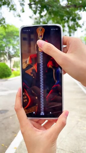 Refresh Your Phone's Look with ZipperLock App