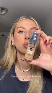 ColorStay Longwear Makeup SPF 15 offers breathable, buildable coverage. Plus, it’s infused with skin-caring ingredients like antioxidant Vitamin E to help nourish and protect skin from pollutants! Just see how stunning the coverage looks on mi_llenaa 😍 #Revlon #affordablemakeup #drugstoremakeup #foundation | Revlon