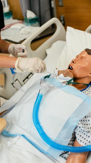 👩‍⚕️Skill Walk-Through: Tracheostomy Suctioning 💧 Have you performed this skill yet? What would you do differently? #nursingnotes #nursingskills #simlab #nurseinthemaking #tracheostomycare | Nurse In The Making