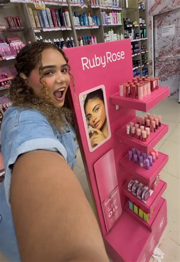 Nena que espectacular!!!! @Ruby Rose Colombia #glambyyyy #dondecomprarrubyrosebarranquilla #rubyroseentauro