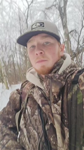 golden eye ate the ice on the last day of season with a grate retrieve by trigger and he picks up my decoys for me #labadorretriever #duckhunting #birddog #duckdog #goldeneye