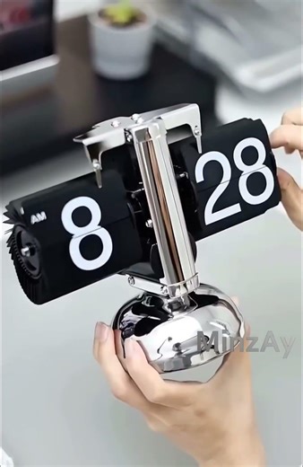 MinzAy Flip Clock Review | Vintage Desk Clock for Office & Home