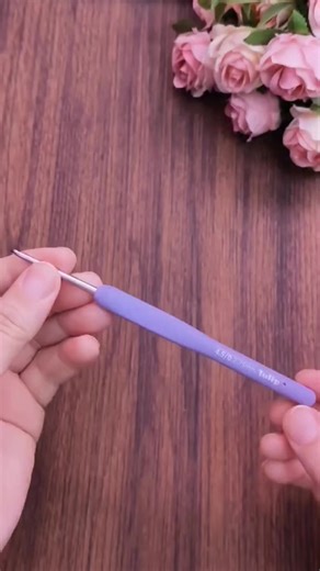 Jasmin Crochet on Instagram: "WOW!💙 Super Easy 3D Crochet Flower with Puffy Petals | Step-by-Step Tutorial #crochet #knitting #fblifestyle #diy #crochetflower"