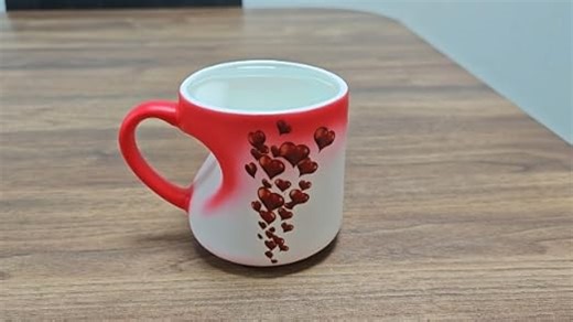 Heart-Shaped Color Changing Magic Ceramic Mug, Heat Sensitive Magic Color Changing Coffee Mug with Red Heart Design, Valentine Themed Hearts Shaped Handle Ceramic Coffee Cup (Black)