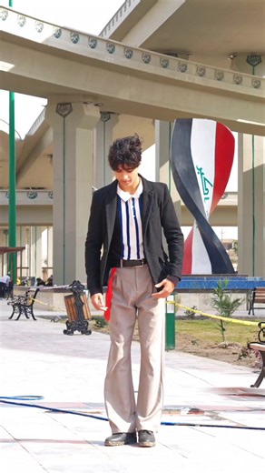 Inspiring Super Model Fashion Showcase