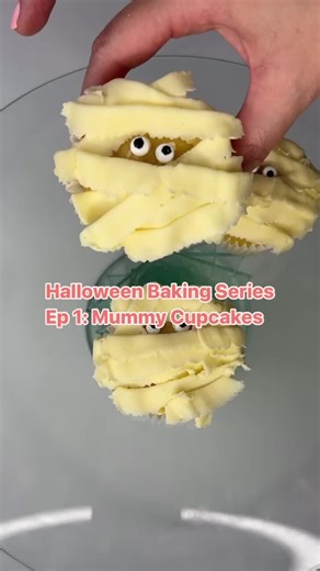 Fáciles Cupcakes Momia para Halloween 🎃