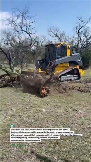 Skid Steer Bulldozing Dirt Fast! #skidsteer #heavyequipment #construction