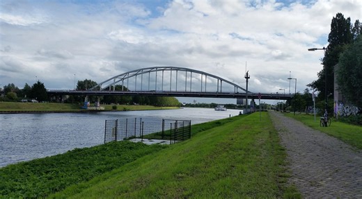 Video: River cruise ship crashes into Amsterdam bridge; Passengers evacuated