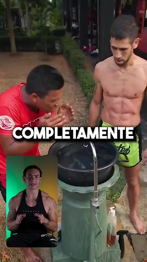 GOLPEAN AGUA Para PELEAR MEJOR ¿Conocías Esta Tecnica (NO BASTA CON SER MUSCULOSO) #Fitness #foryou #Viral #fyp #foryoupage #entretenimiento #rutina #box #mma #artesmarciales #fuerza #entrenamiento #muaythai | Adampfau