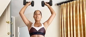 At 47, Tracee Ellis Ross' Abs Are The Star Of Her Latest At-Home Workout Video