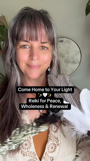 20K views · 1.3K reactions | Come home to your light… let Reiki guide you back to your own peaceful center. This gentle energy will help you release what’s not yours, call your power back, and feel whole again. Breathe deeply. You are safe. You are love.  If you are interested in a 1:1 please visit the link in my bio 珞 #reiki #distancereiki #energy #peace #love #light #whole #reikimaster #cleanse #witchesofinstagram #spirituality | The Sacred Lotus Apothecary | Facebook