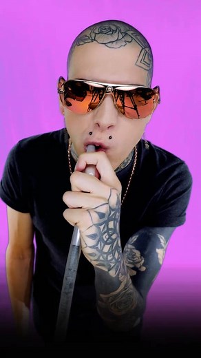 Doing LMFAO - Party Rock Anthem on Talkbox! #talkbox #lmfao #partyrock #partyrock #partyrockanthemtbt #redfoo